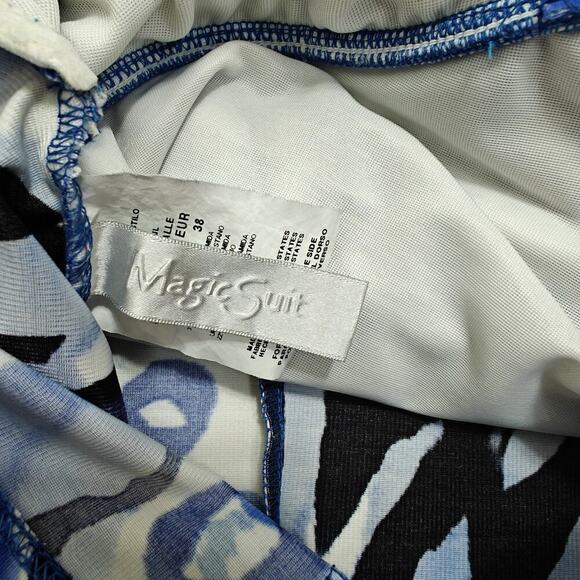 Magicsuit by Miraclesuit Halter One Piece Swimsuit Size 8 Blue Animal Print - Picture 8 of 11